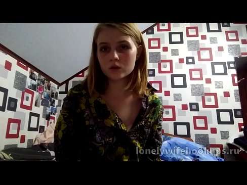 ❤️ A moza estudante rubia de Rusia gústanlle os pollos máis grandes. ❌ Porno vk en nós ❌️